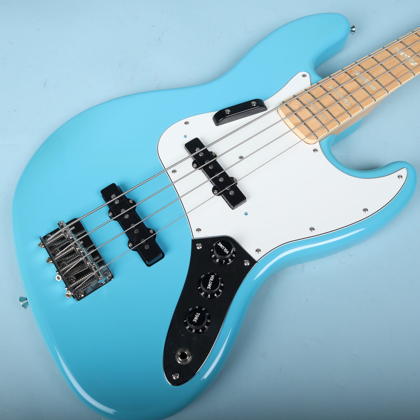 Fender Made in Japan Limited International Color Jazz Bass Maui Blue