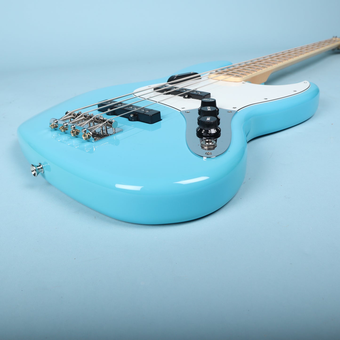 Fender Made in Japan Limited International Color Jazz Bass Maui Blue