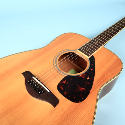 Yamaha FG820-12 Dreadnought 12 String Acoustic Guitar Solid Spruce Top Natural