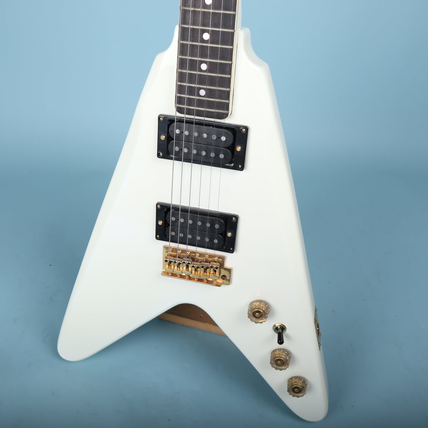 Harmony Flying V White NOS V666GT Electric Guitar  *Excellent Cond*
