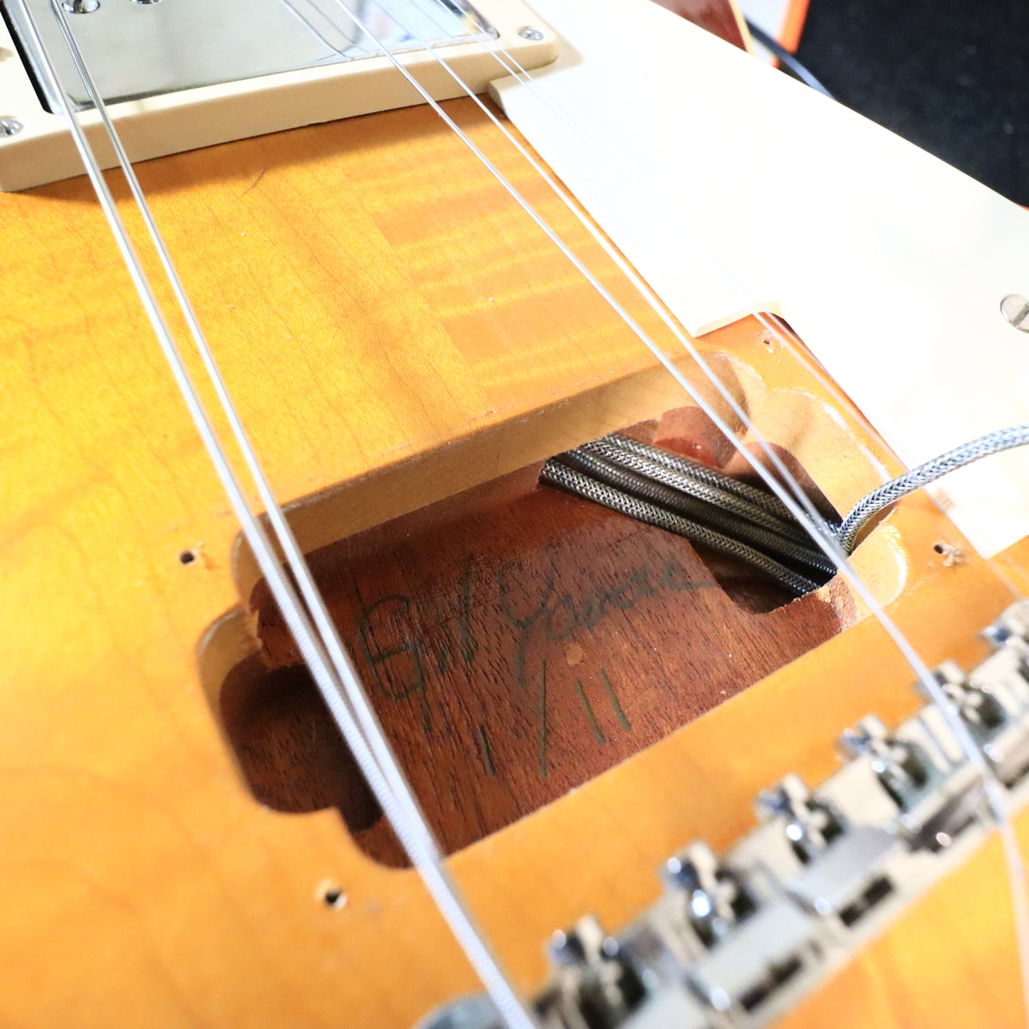 2011 Gil Yaron LP Single Cut 59' Electric Guitar