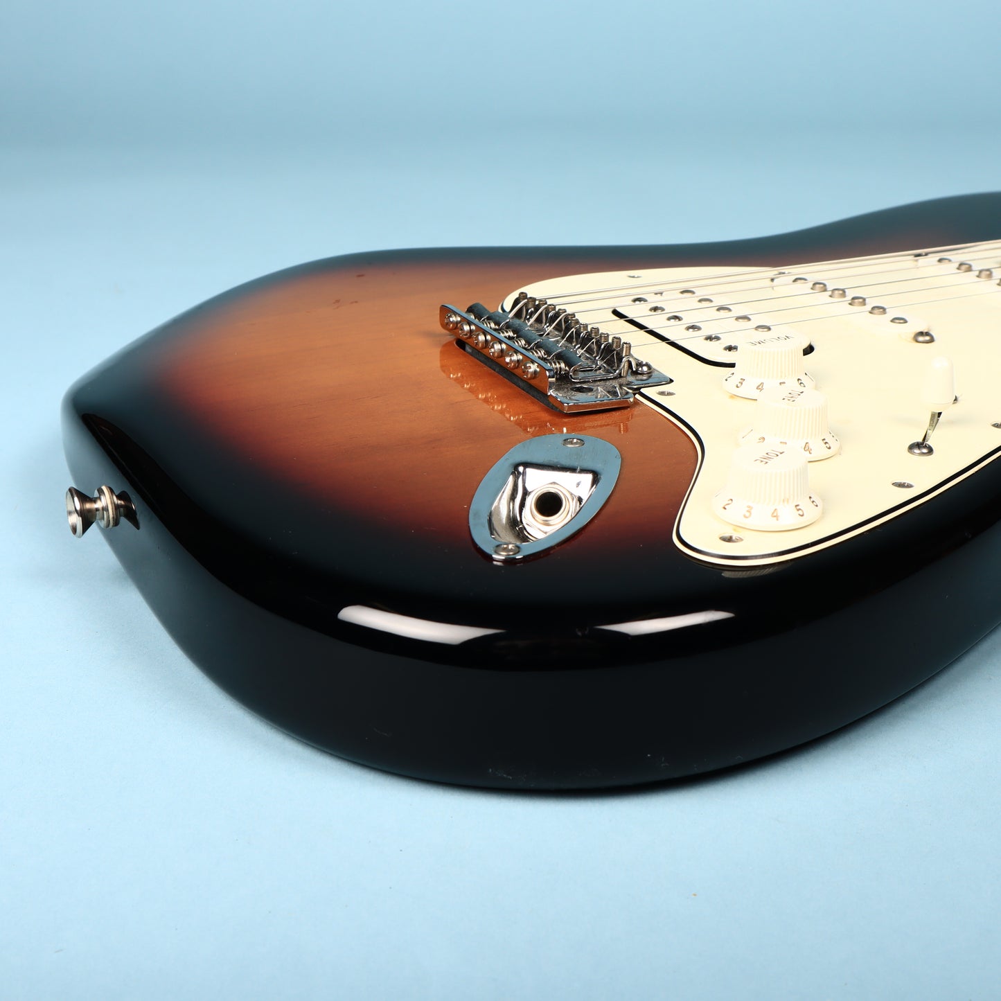 2013 Fender Stratocaster MIM Maple Sunburst Guitar HSS