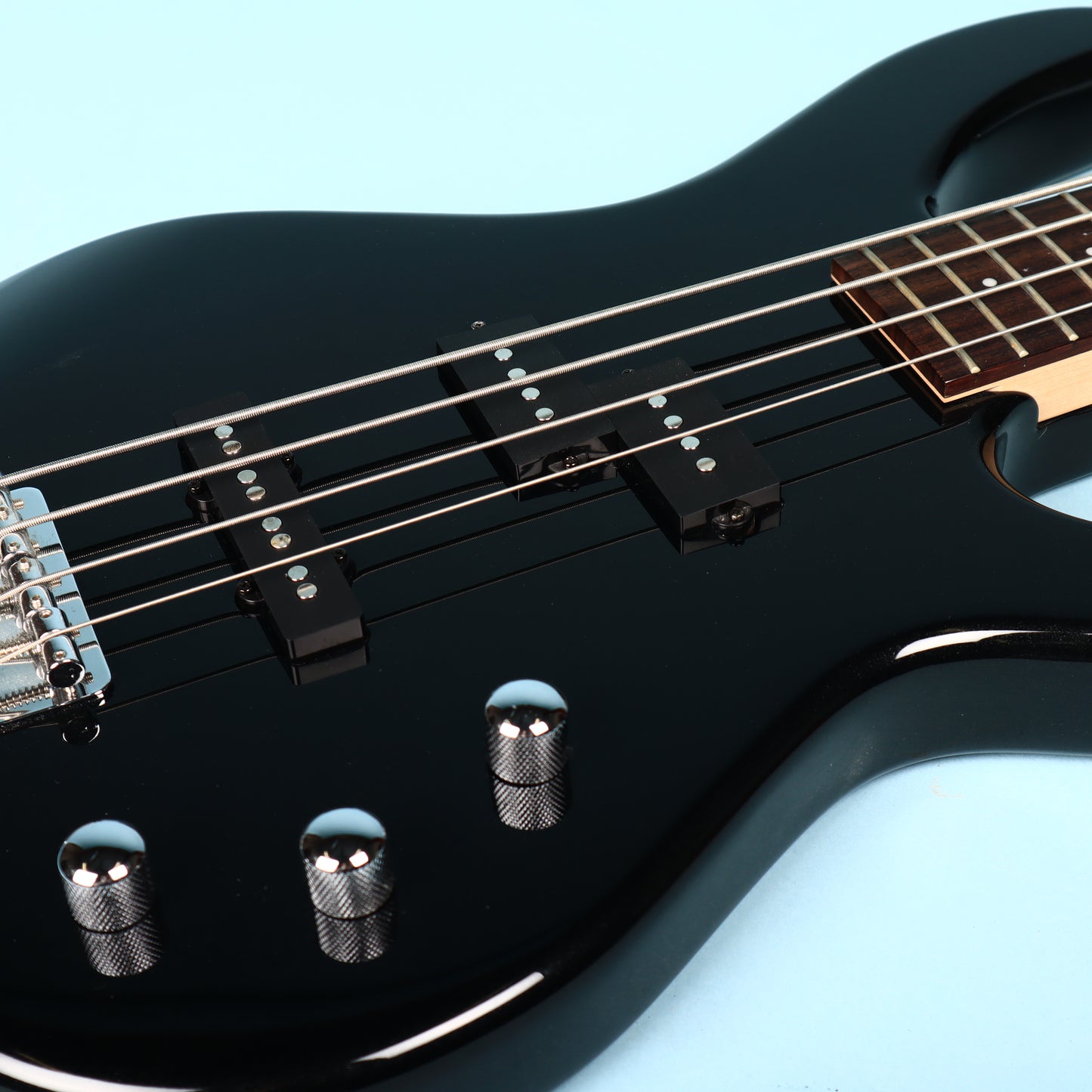 2006 Squier Bass Guitar Black MB4