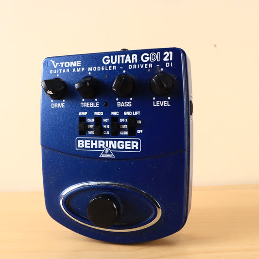 Behringer V-Tone Guitar GDI21 Guitar Amp Modeler and DI Pedal