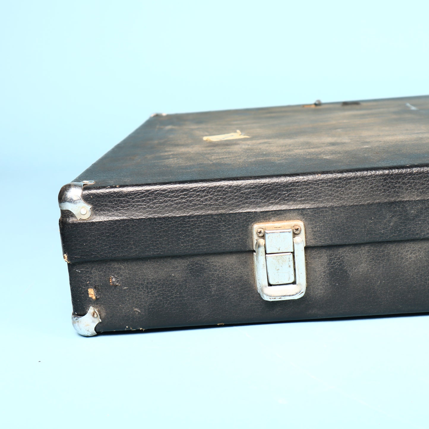 1980's Cort Desolation Guitar Hardshell Case