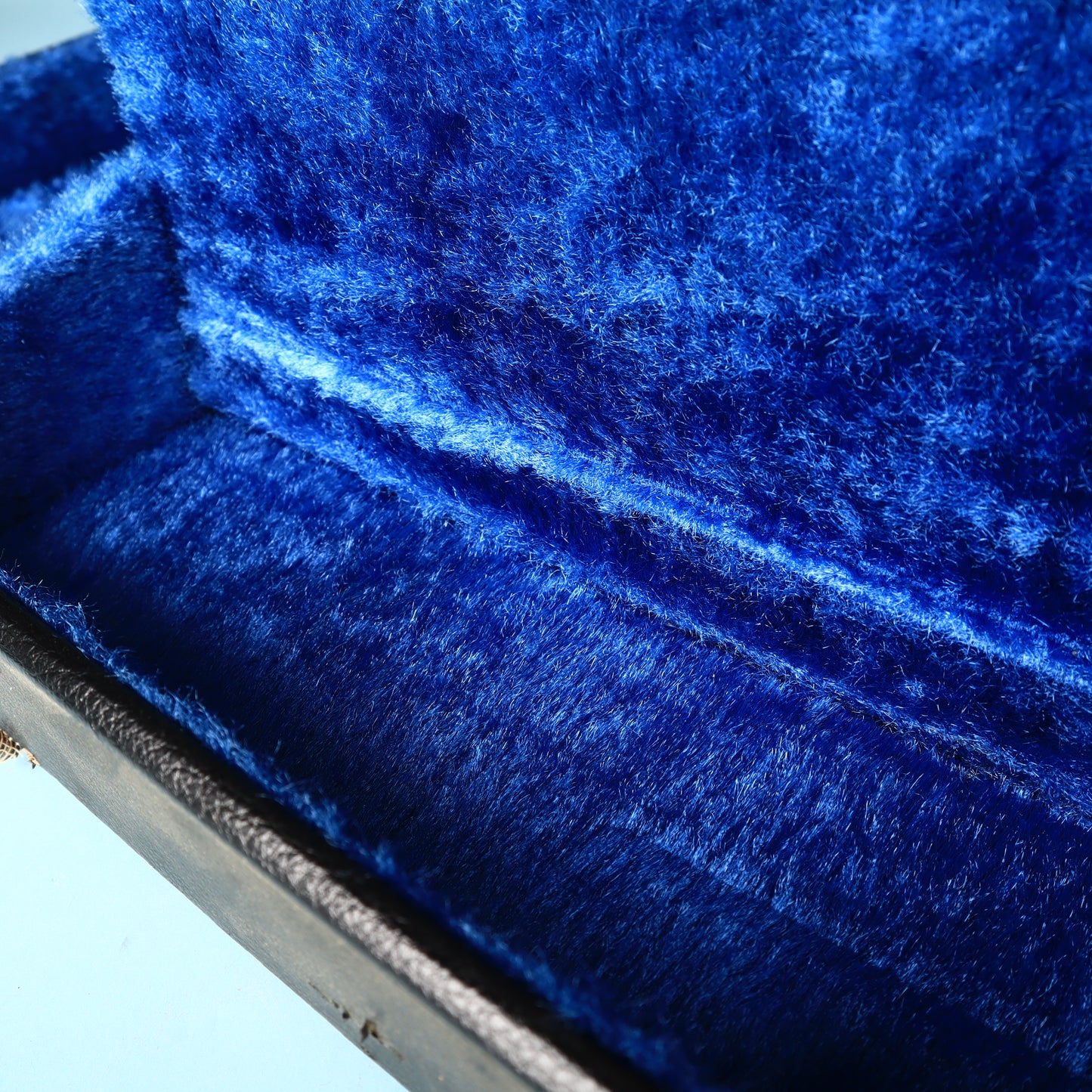 1980's Cort Desolation Guitar Hardshell Case