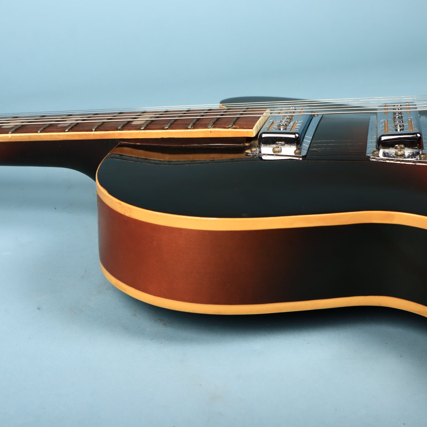 '60s Decca Teisco Hollowbody Sunburst 3 Pickup DMI 502 Electric Guitar