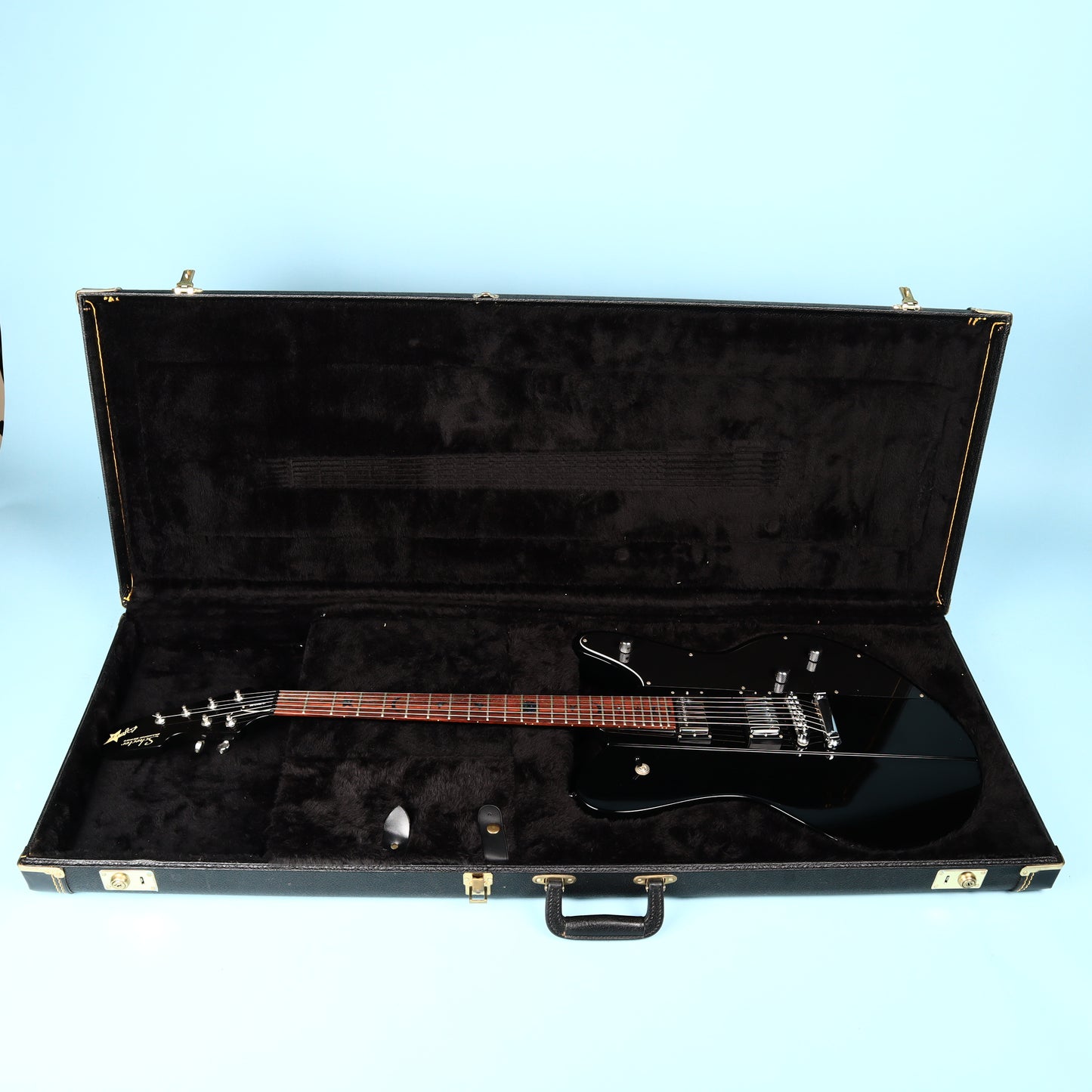 2005 2006 Schecter Robert Smith Case Schecter Robert Smith Ultra The Cure