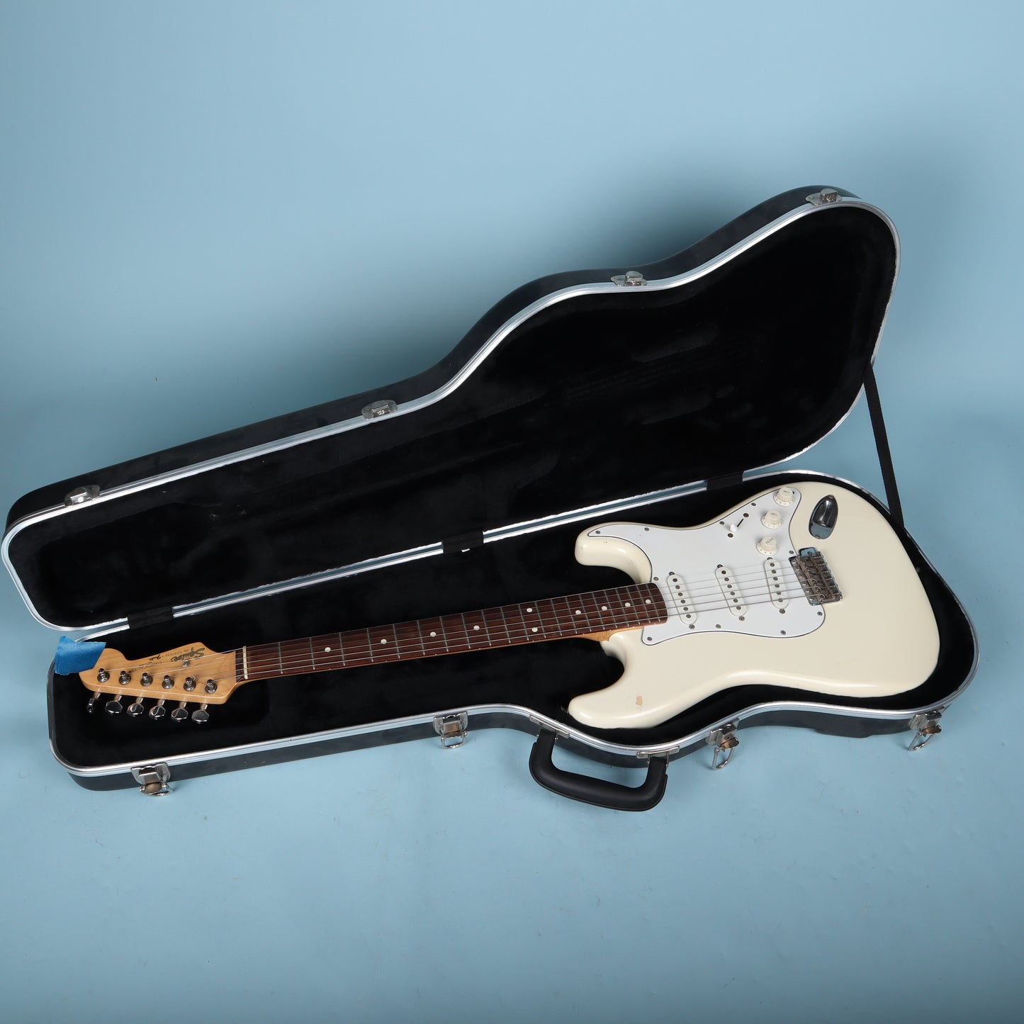 Fender 2000s Electric Guitar Molded Hardshell Case Stratocaster Telecaster