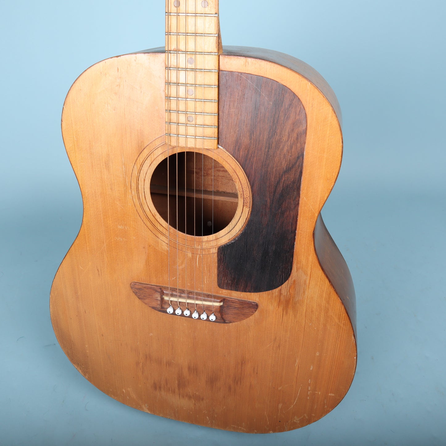 Ernie Ball Earthwood Vintage Acoustic 6 String Guitar