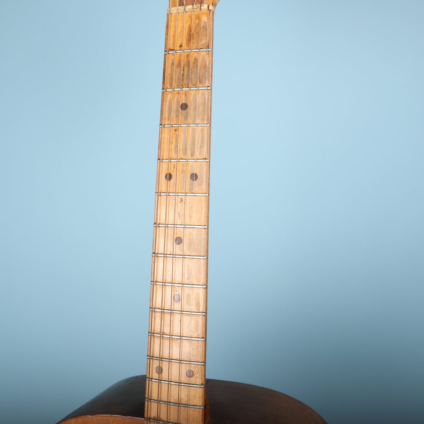 Ernie Ball Earthwood Vintage Acoustic 6 String Guitar