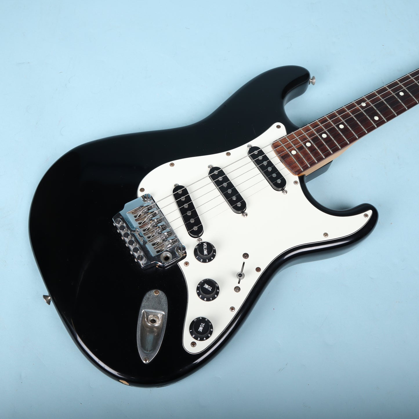 1987 Squier by Fender Stratocaster E-Series MIJ Fujigen Japan System 1