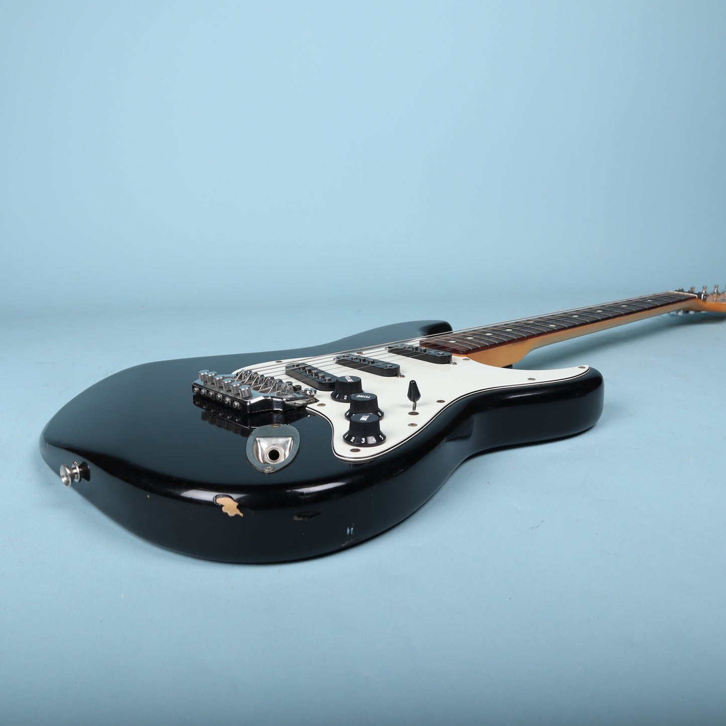 1987 Squier by Fender Stratocaster E-Series MIJ Fujigen Japan System 1