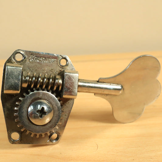 (1) Hipshot HB1 Bass Guitar Tuning Machine Bass Side