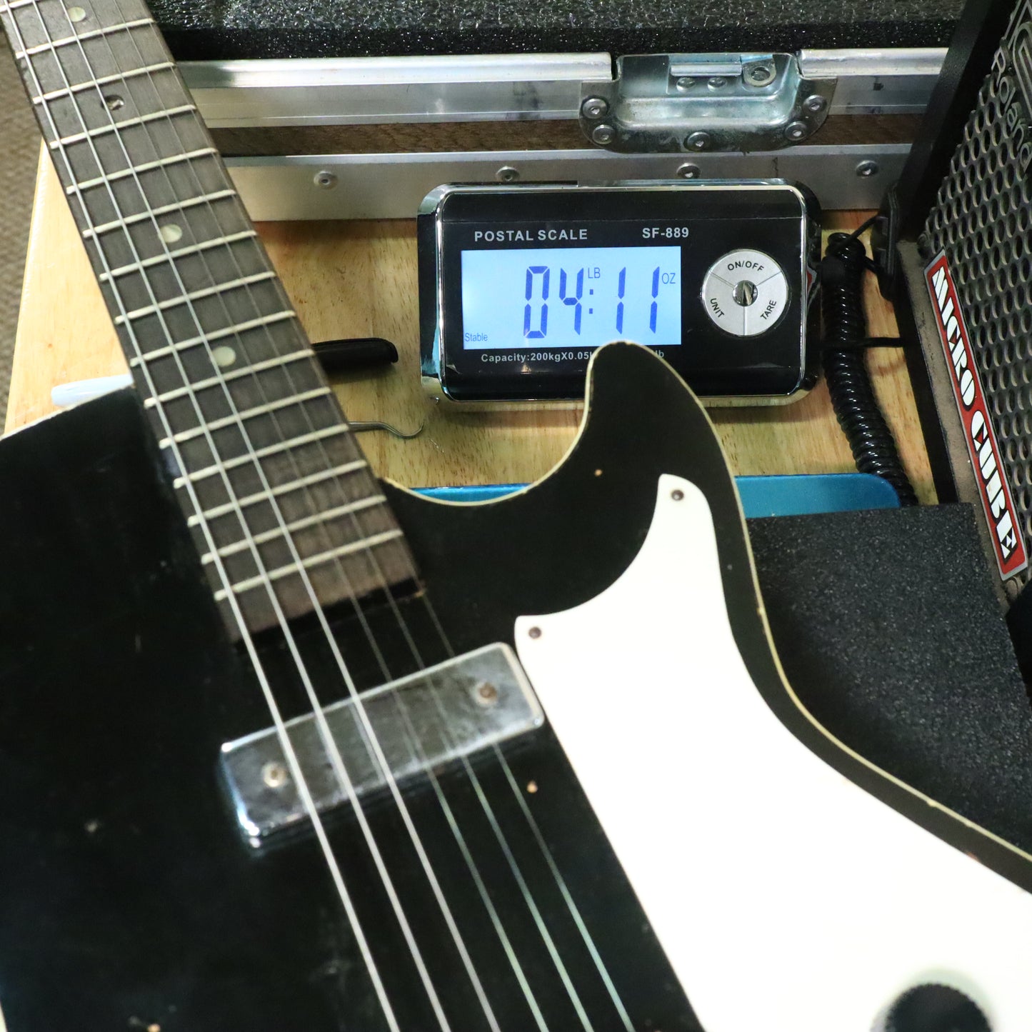 Silvertone 1420 Vintage Stratotone Black Electric Guitar