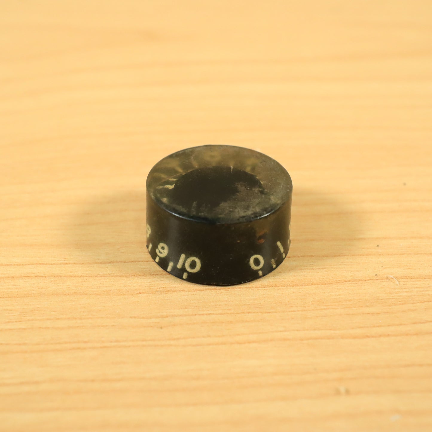 (1) Vintage 1970s Gibson Speed Knob Black