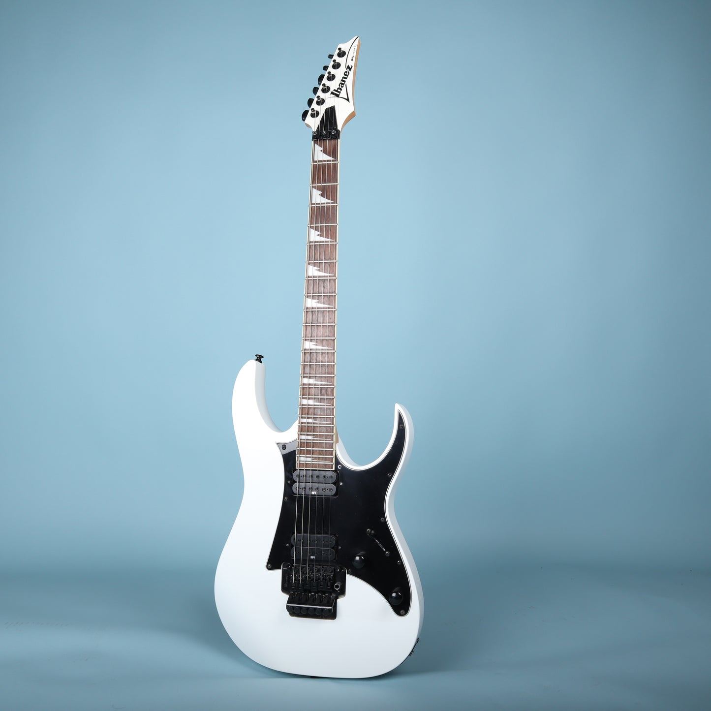 2014 Ibanez RG6001 RG Series Electric Guitar Center Exclusive White