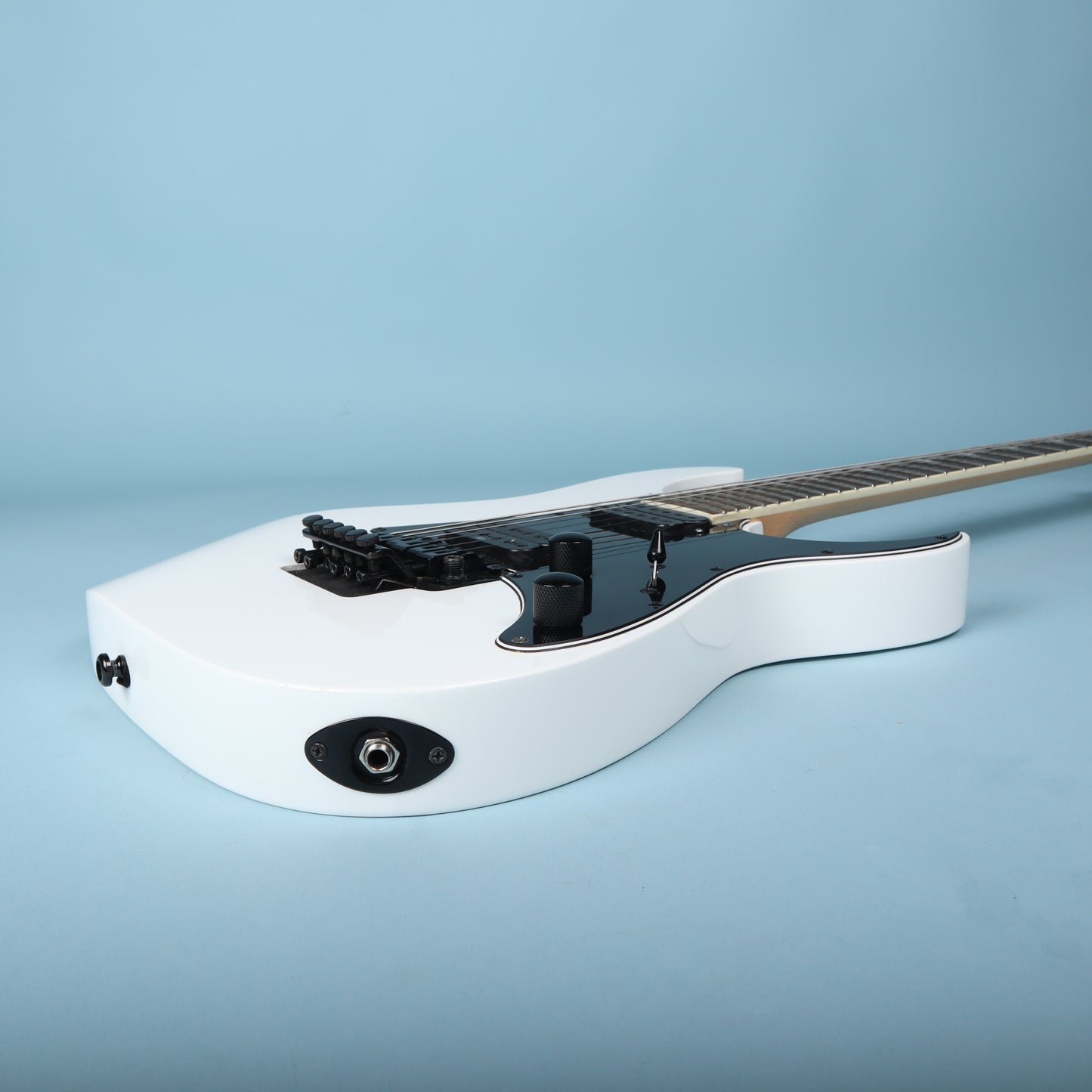 2014 Ibanez RG6001 RG Series Electric Guitar Center Exclusive White