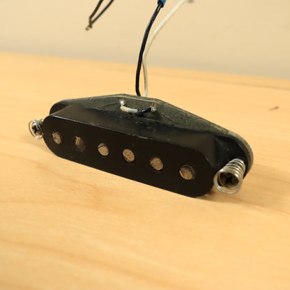 (1) Vintage 1979 Fender USA Stratocaster Grey Bottom Pickup 5.91ohms