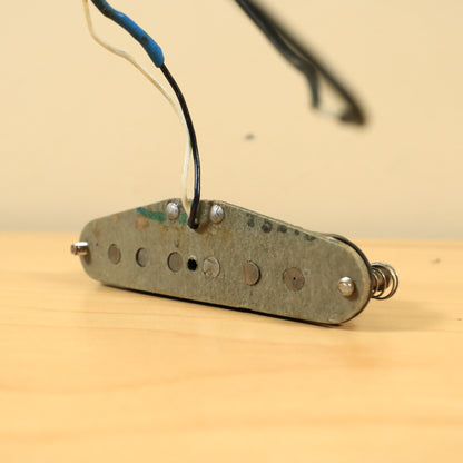 (1) Vintage 1979 Fender USA Stratocaster Grey Bottom Pickup 5.91ohms