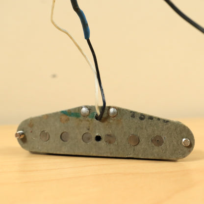 (1) Vintage 1979 Fender USA Stratocaster Grey Bottom Pickup 5.91ohms