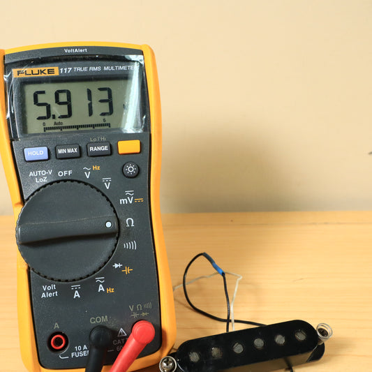 (1) Vintage 1979 Fender USA Stratocaster Grey Bottom Pickup 5.91ohms