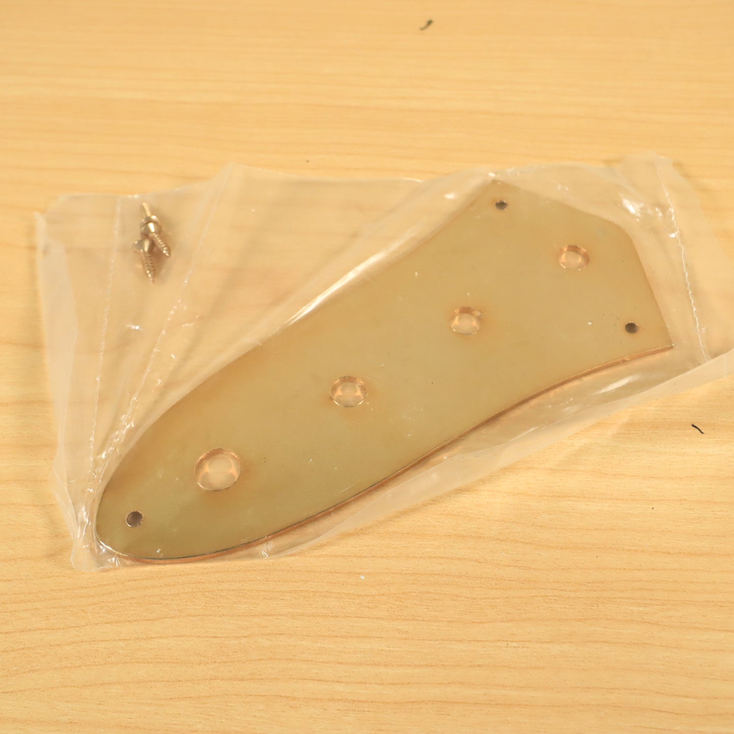 GOLD 4-Hole Jazz/J-Bass Control Plate Cover w/ Mounting Screws