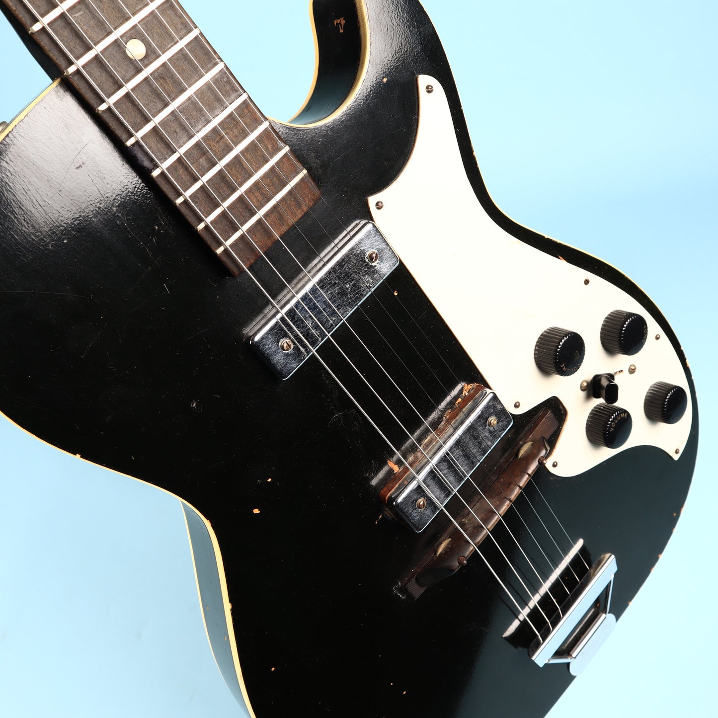 Silvertone 1420 Vintage Stratotone Black Electric Guitar