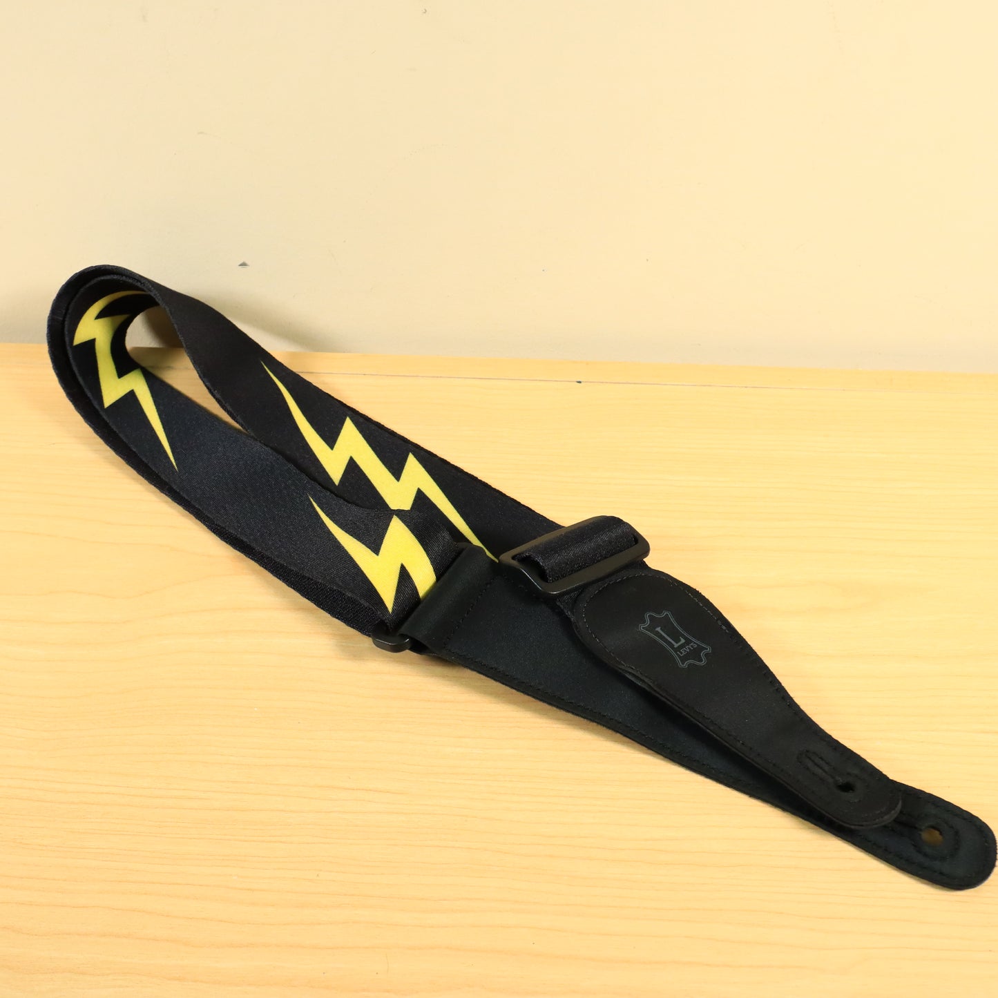 Levy's Guitar/Bass Strap Yellow Lightning