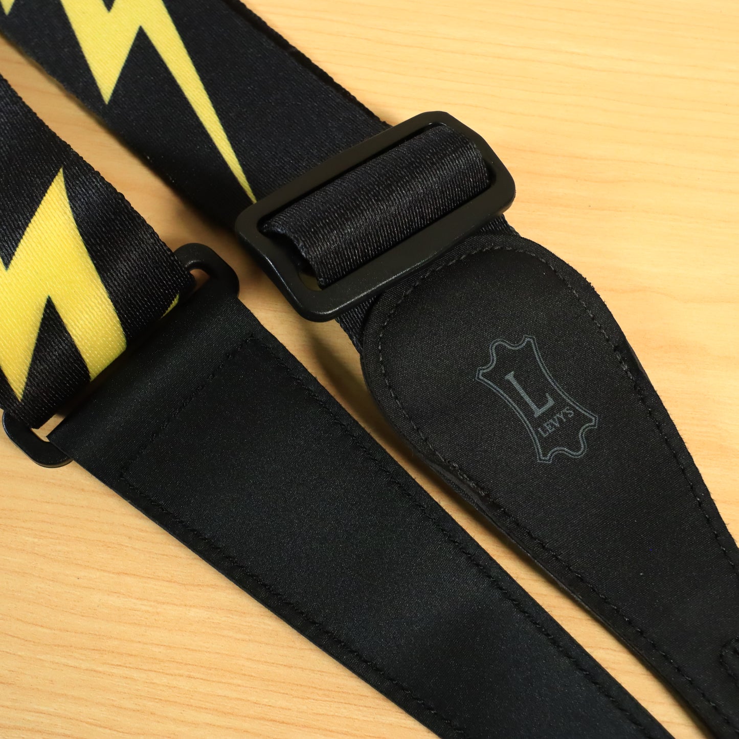 Levy's Guitar/Bass Strap Yellow Lightning