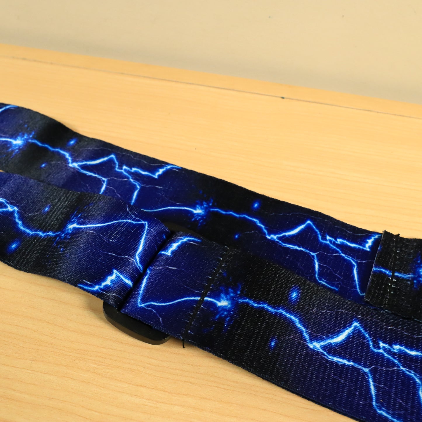 IRIN Guitar Strap Blue Lightning Polyester Adjustable