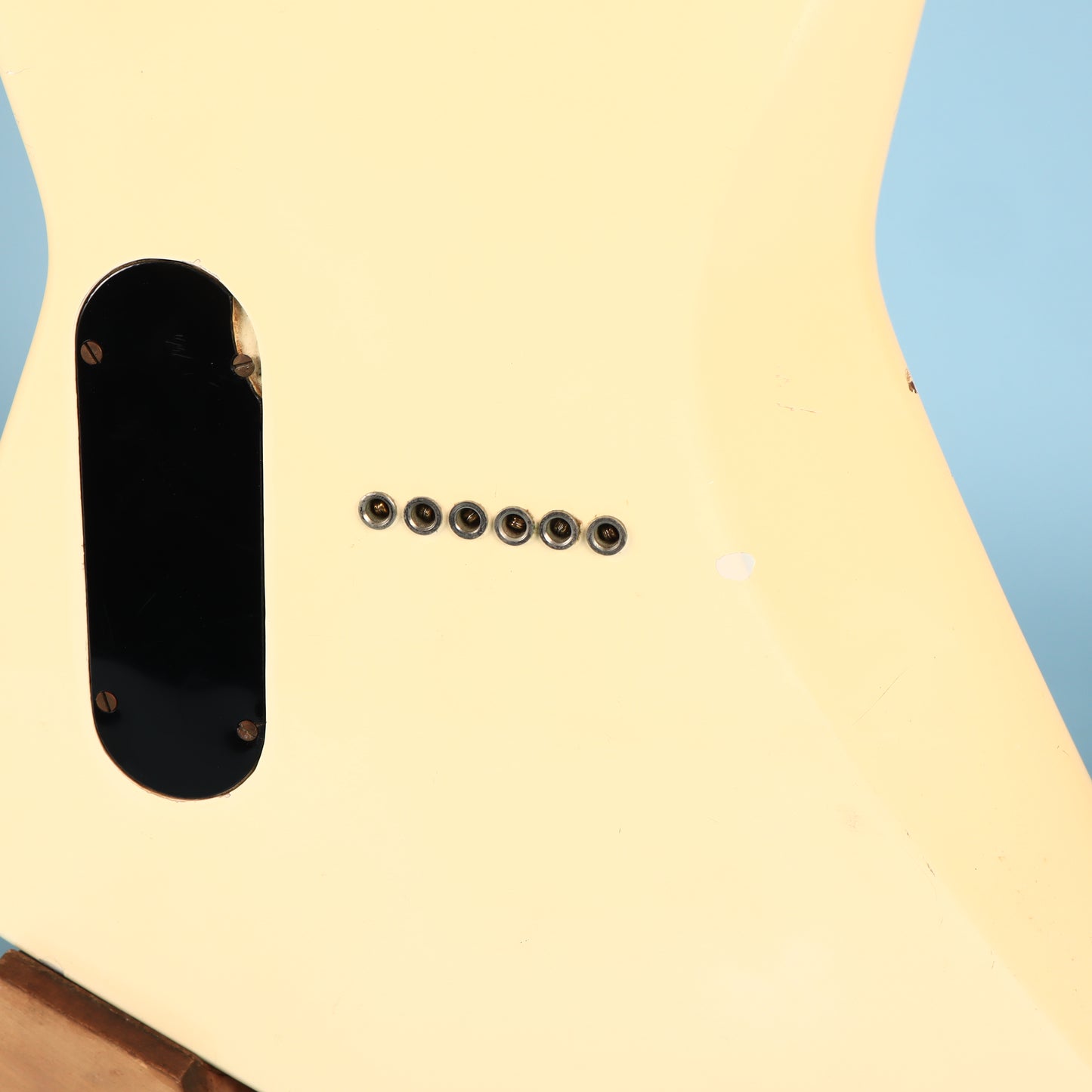 Hondo Deluxe Series 780 Explorer White Electric Guitar