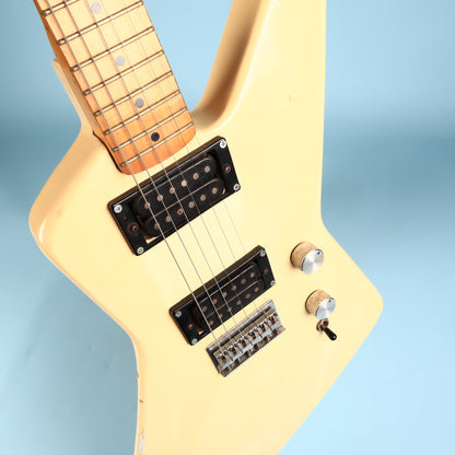 Hondo Deluxe Series 780 Explorer White Electric Guitar