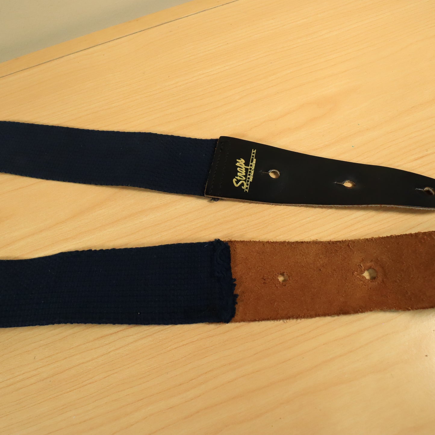 1980's Straps Unlimited Inc. USA Leather Guitar Strap Dark Blue
