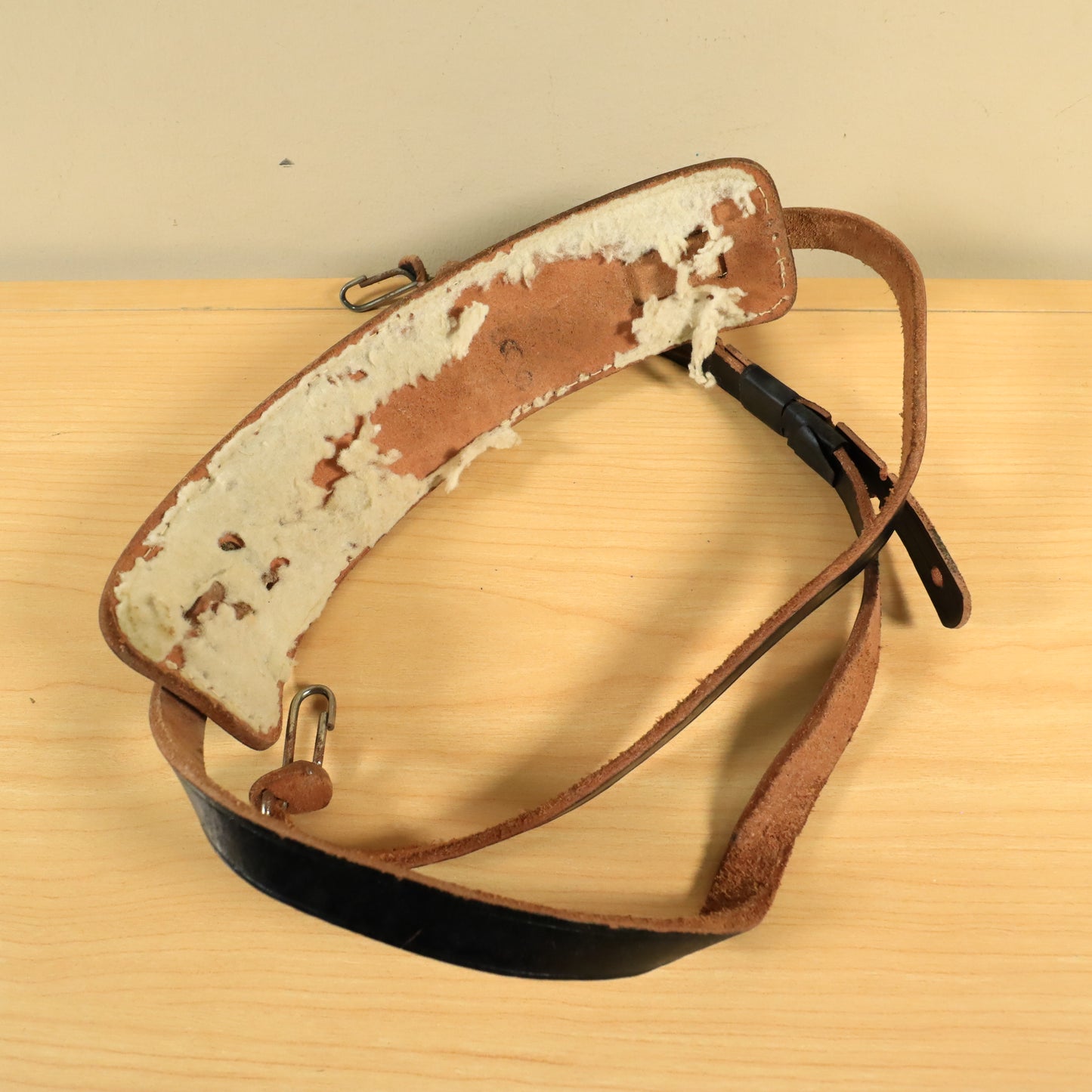 Vintage Bobby Lee Leather banjo strap