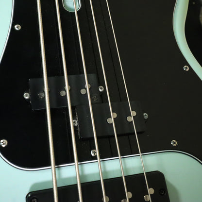 Nordstrand Audio Nordy 5 String Bass Guitar - Blue