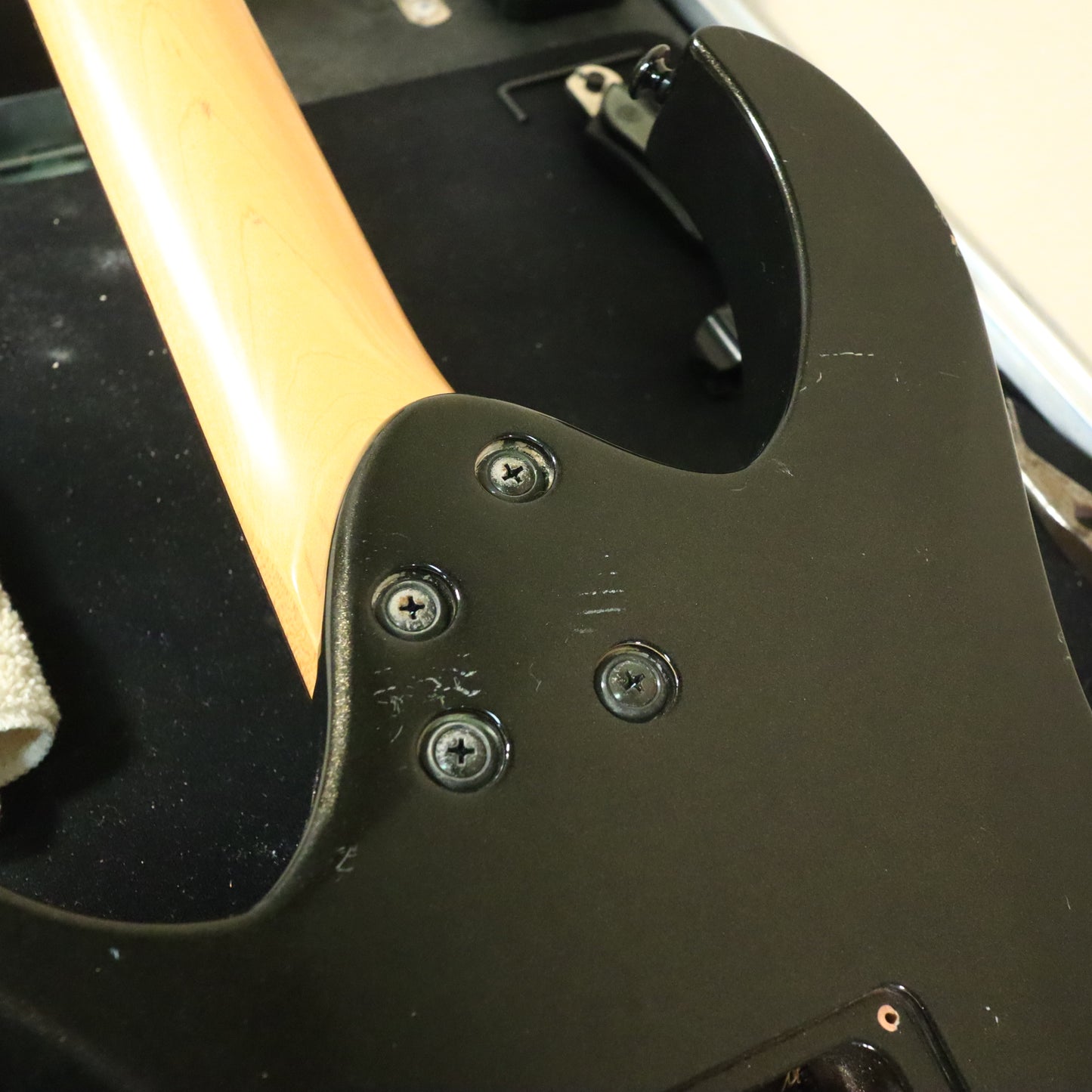Heartfield Fender Talon Electric Guitar Black Chopped Headstock