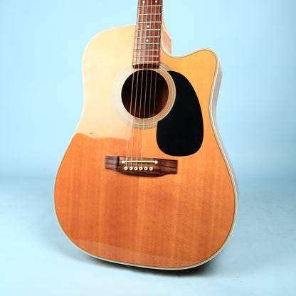 Guitarra acústica-eléctrica Takamine EF-350MC de abeto y arce de 1997