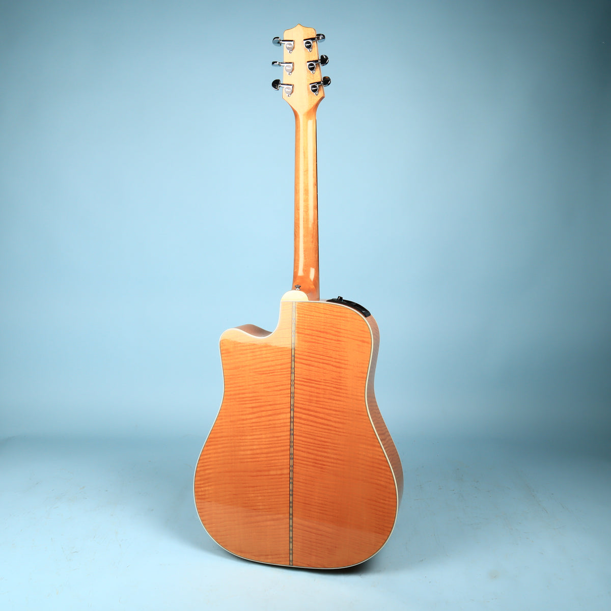 Guitarra acústica-eléctrica Takamine EF-350MC de abeto y arce de 1997