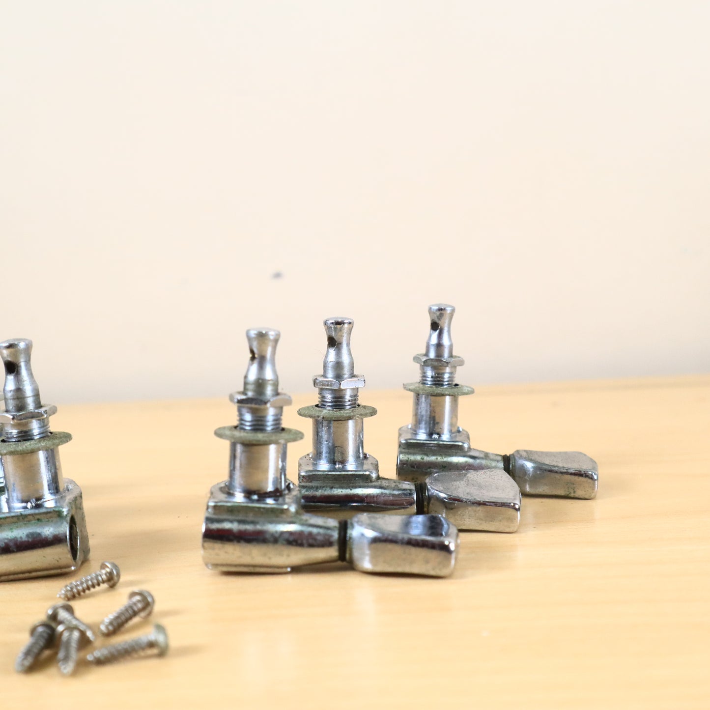 Vintage 1972 Gibson Embossed Logo Chrome Tuners Les Paul ES SG 1970's