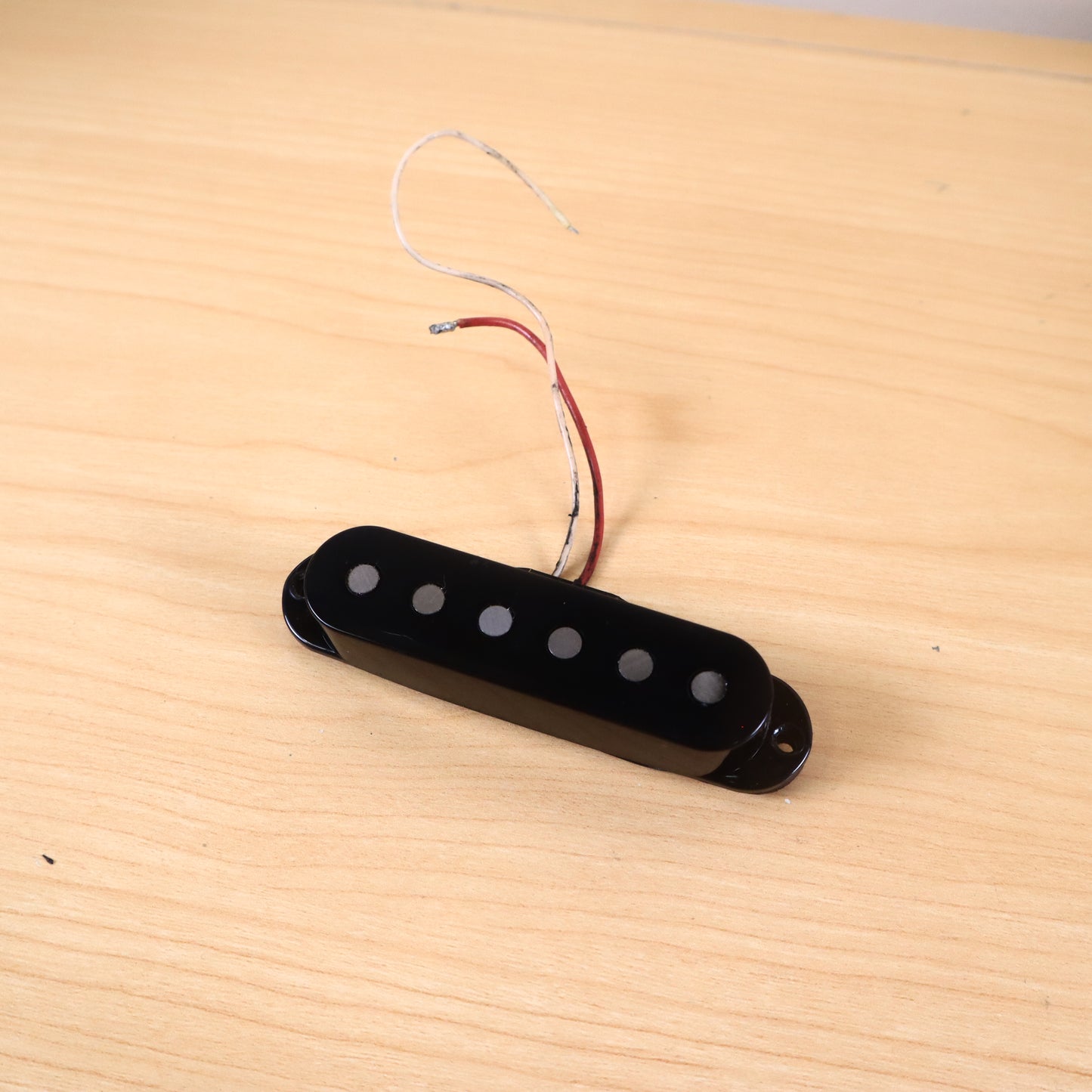 1980s Fender USA Stratocaster Black Pickup #016730 5.94ohms
