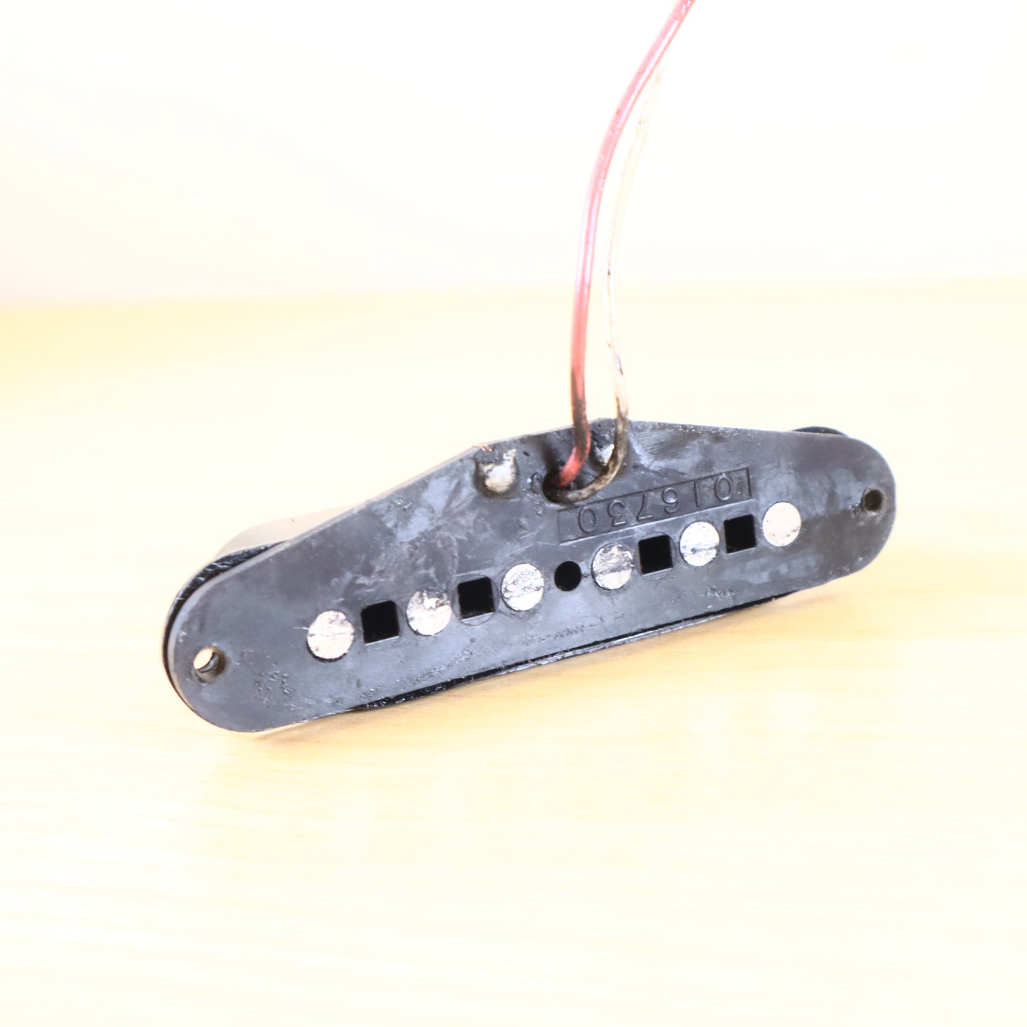 1980s Fender USA Stratocaster Black Pickup #016730 5.94ohms