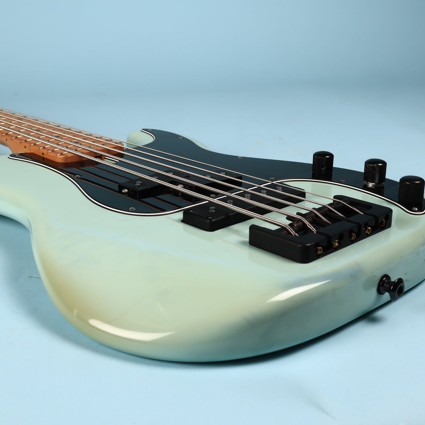 Nordstrand Audio Nordy 5 String Bass Guitar - Blue
