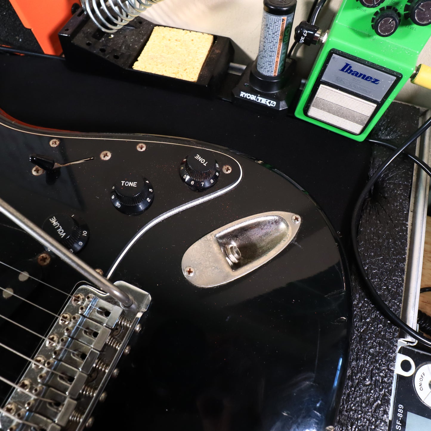 Squier by Fender '72 Reissue Stratocaster MIJ, Fujigen '83-'84 Black