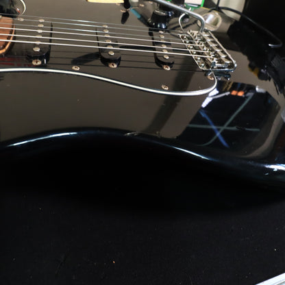 Squier by Fender '72 Reissue Stratocaster MIJ, Fujigen '83-'84 Black