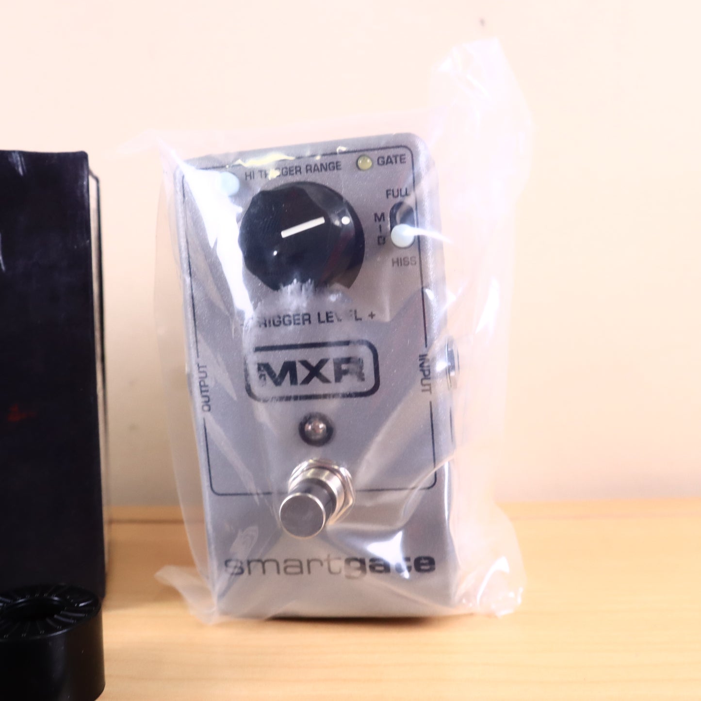 MXR M135 Smart Gate Guitar Pedal Gray *Open Box*
