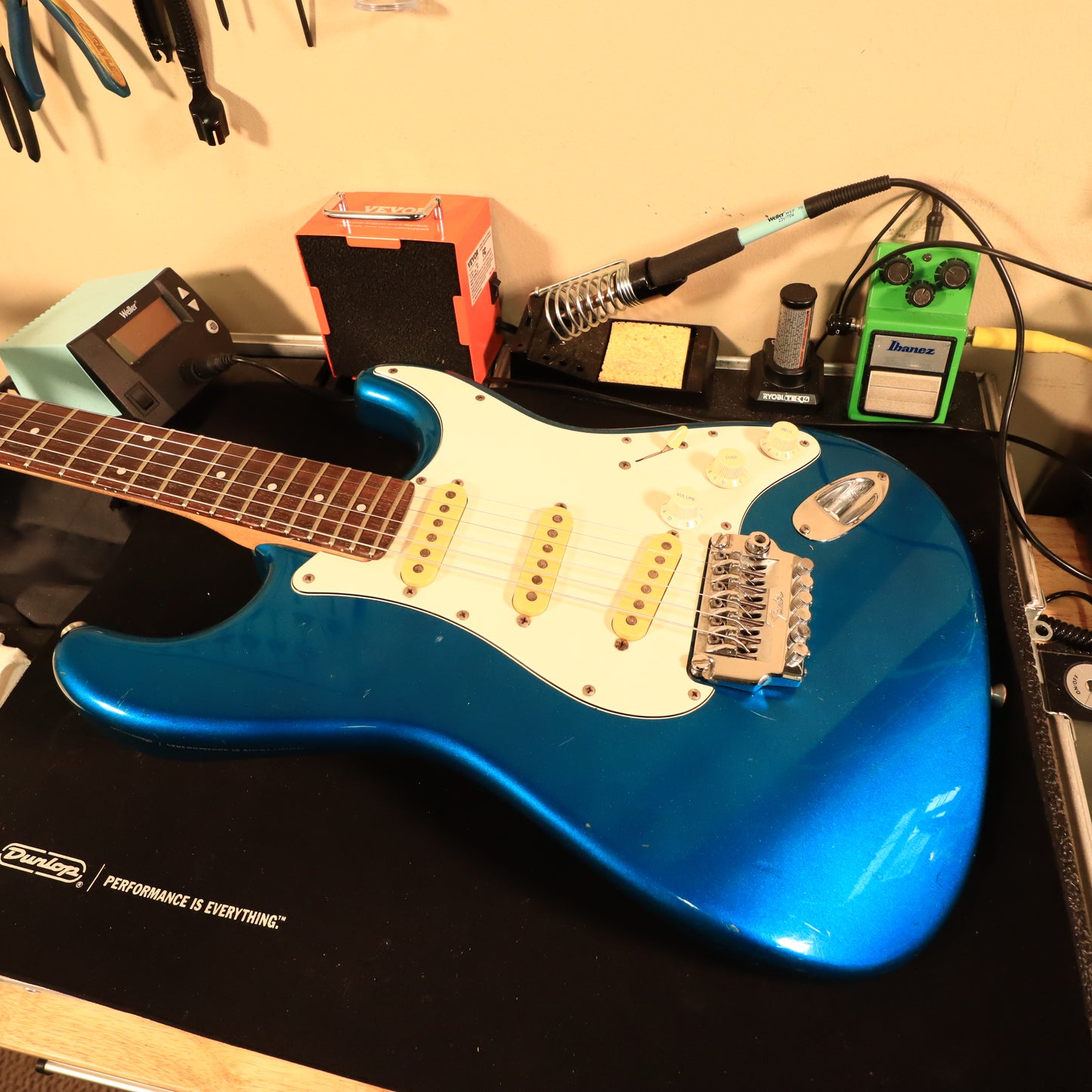 1986 Fender Blue Contemporary MIJ Japan Strat Stratocaster
