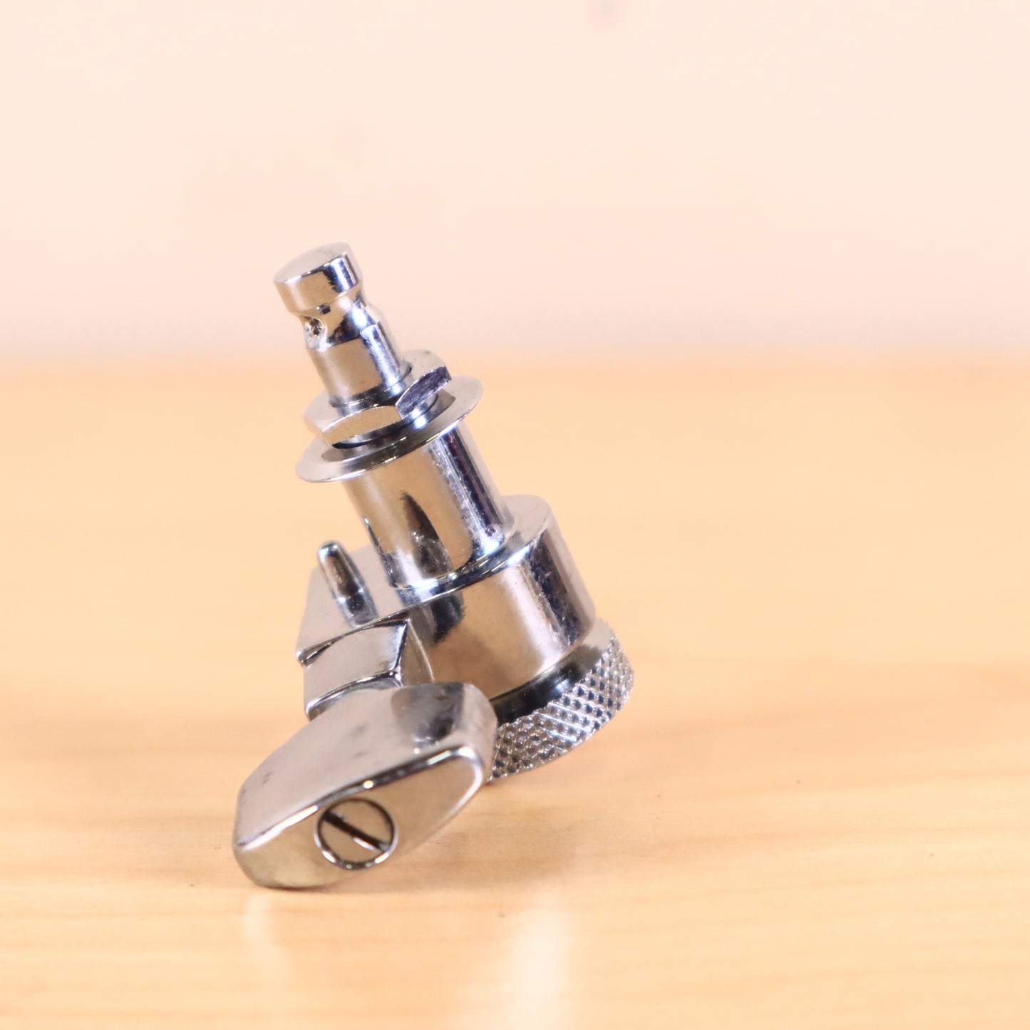 (1) Schaller Fender M6 Locking Pin Chrome Machine Head