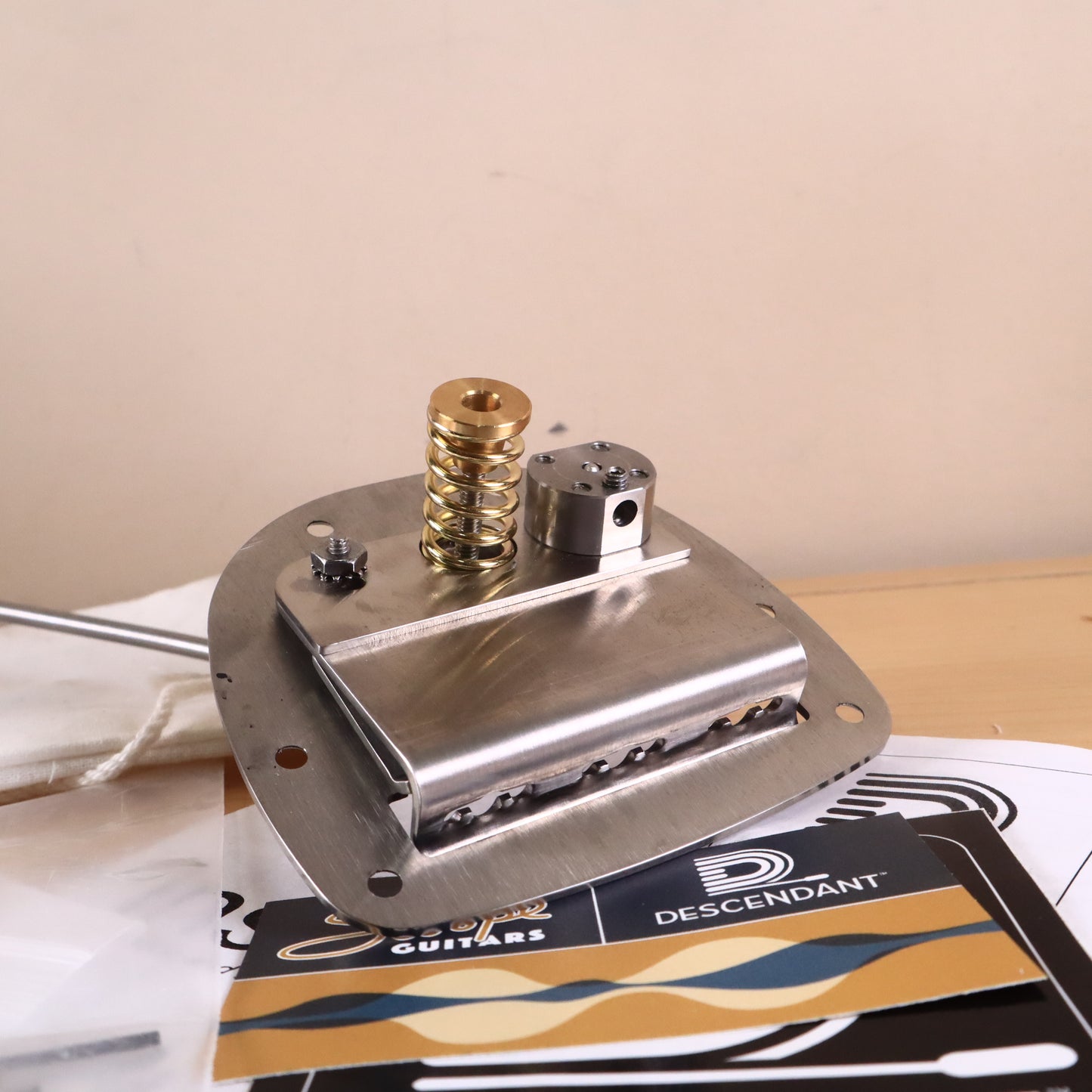 Swope Guitars Descendant Vibrato Left Handed Brushed Aluminum