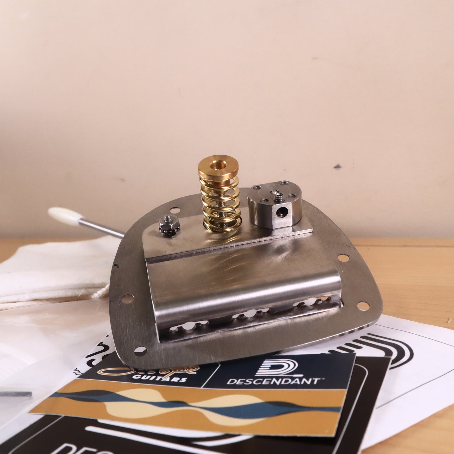 Swope Guitars Descendant Vibrato Left Handed Brushed Aluminum